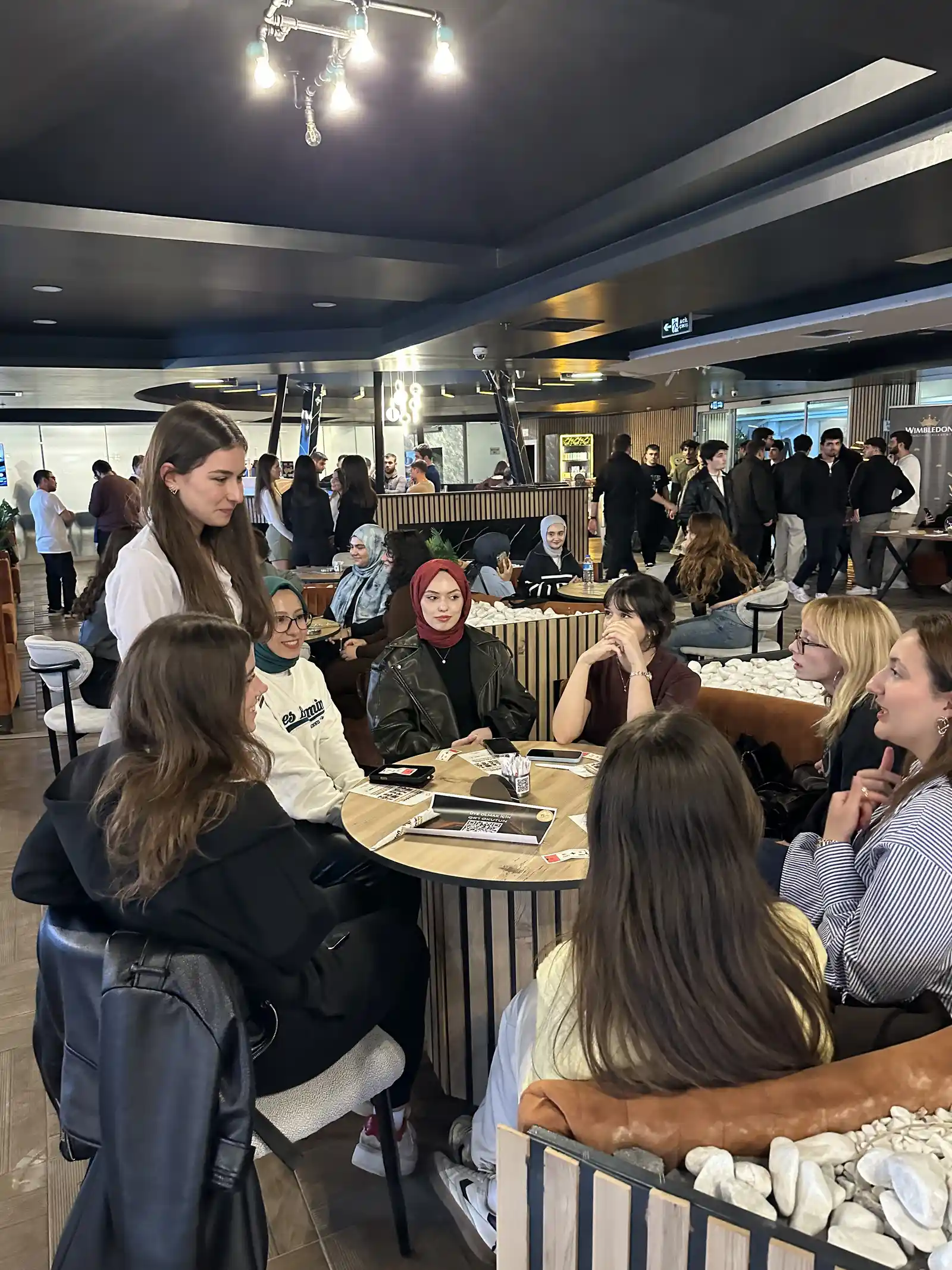 Tanışma etkinliğinden bir kare